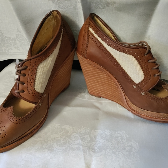 Rag and Bone Oxford Heels - Picture 3 of 6